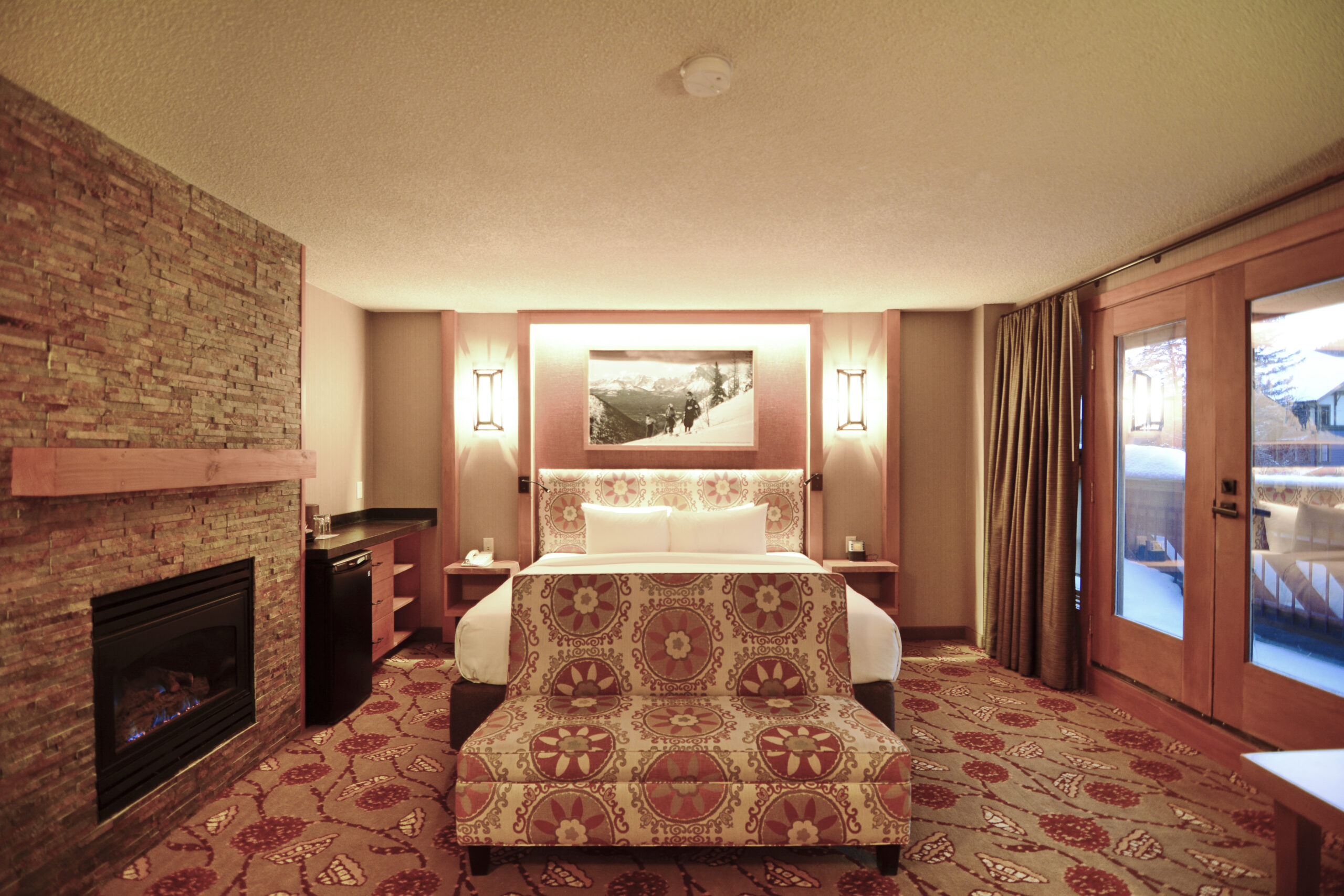 Ptarmigan Mountain View King Suite